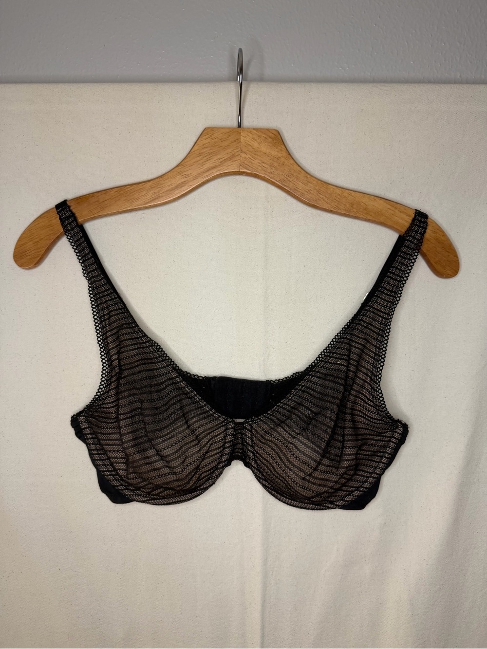 Natori Black Sheer Stripe Underwire Bra